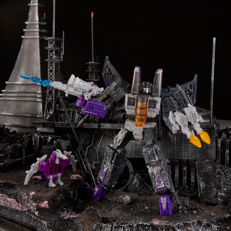 Hasbro Pulse Transformers Toys Generations War for Cybertron Voyager WFC-S27 Decepticon Phantomstrike Squadron 4-Pack - Final Strike Figure Series: Part 2