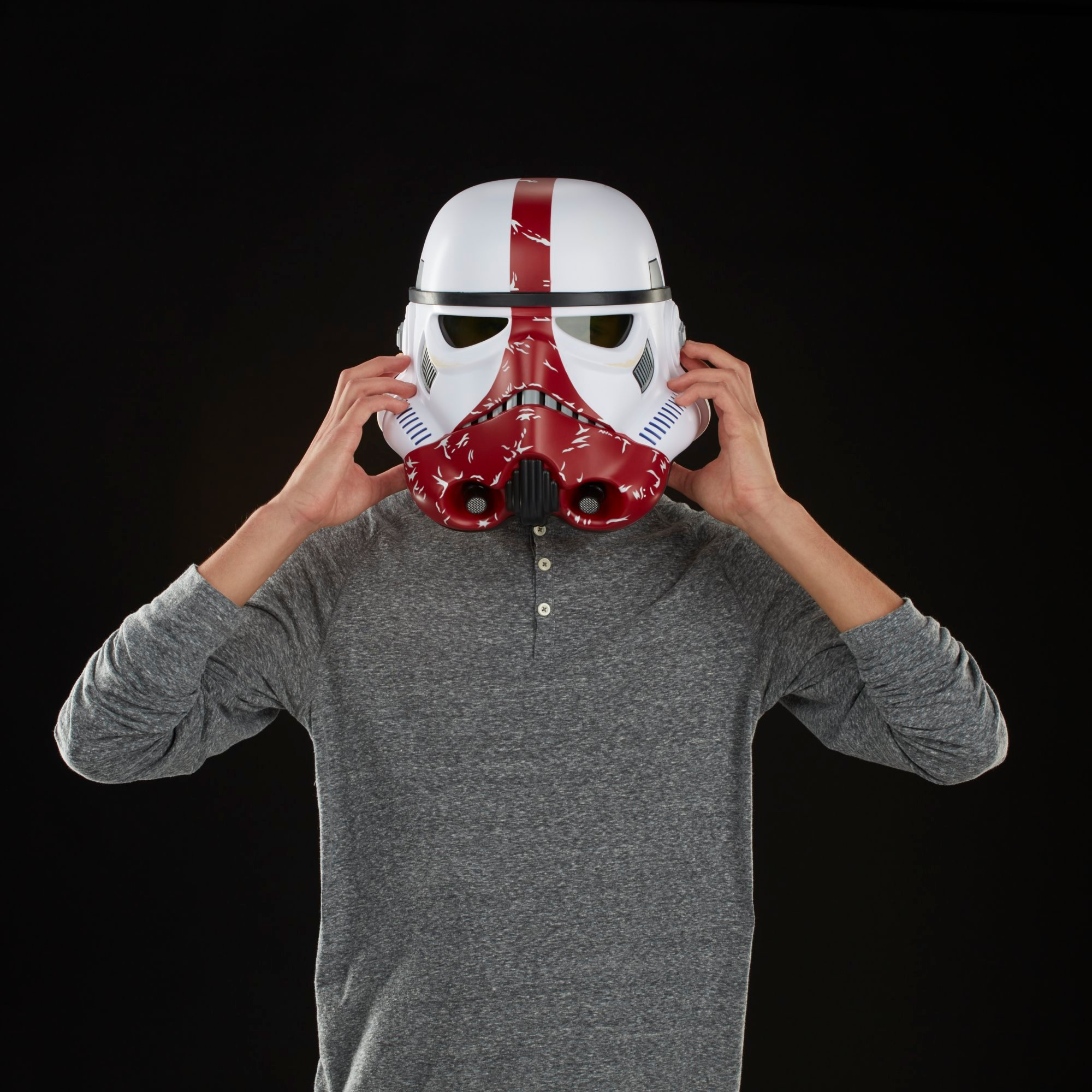 Hasbro Pulse STAR WARS The Black Series Incinerator Stormtrooper Electronic Helmet