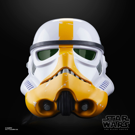 Hasbro Pulse STAR WARS The Black Series Artillery Stormtrooper Premium Electronic Helmet