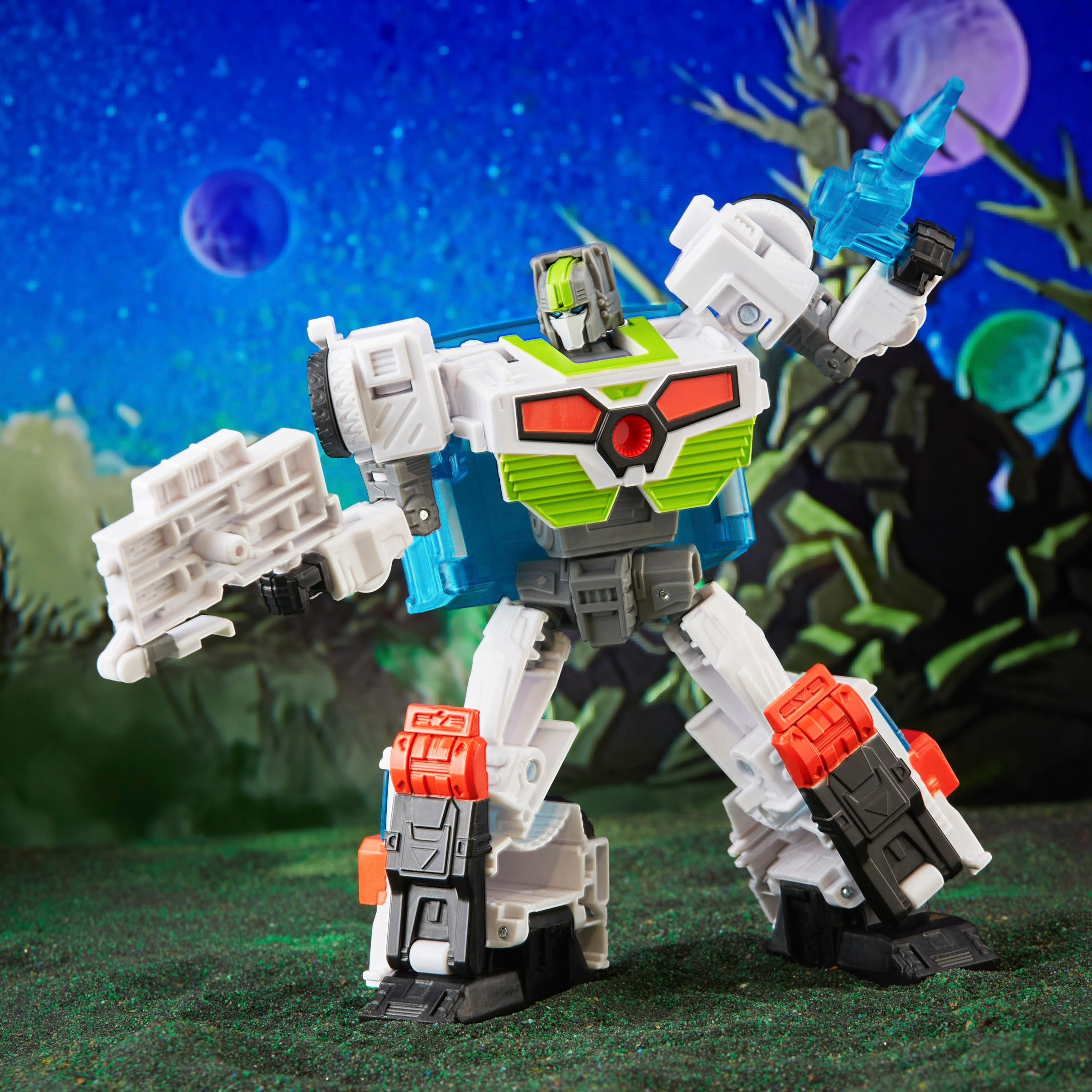 Hasbro Pulse Transformers Legacy Evolution Autobot Medix Action Figure