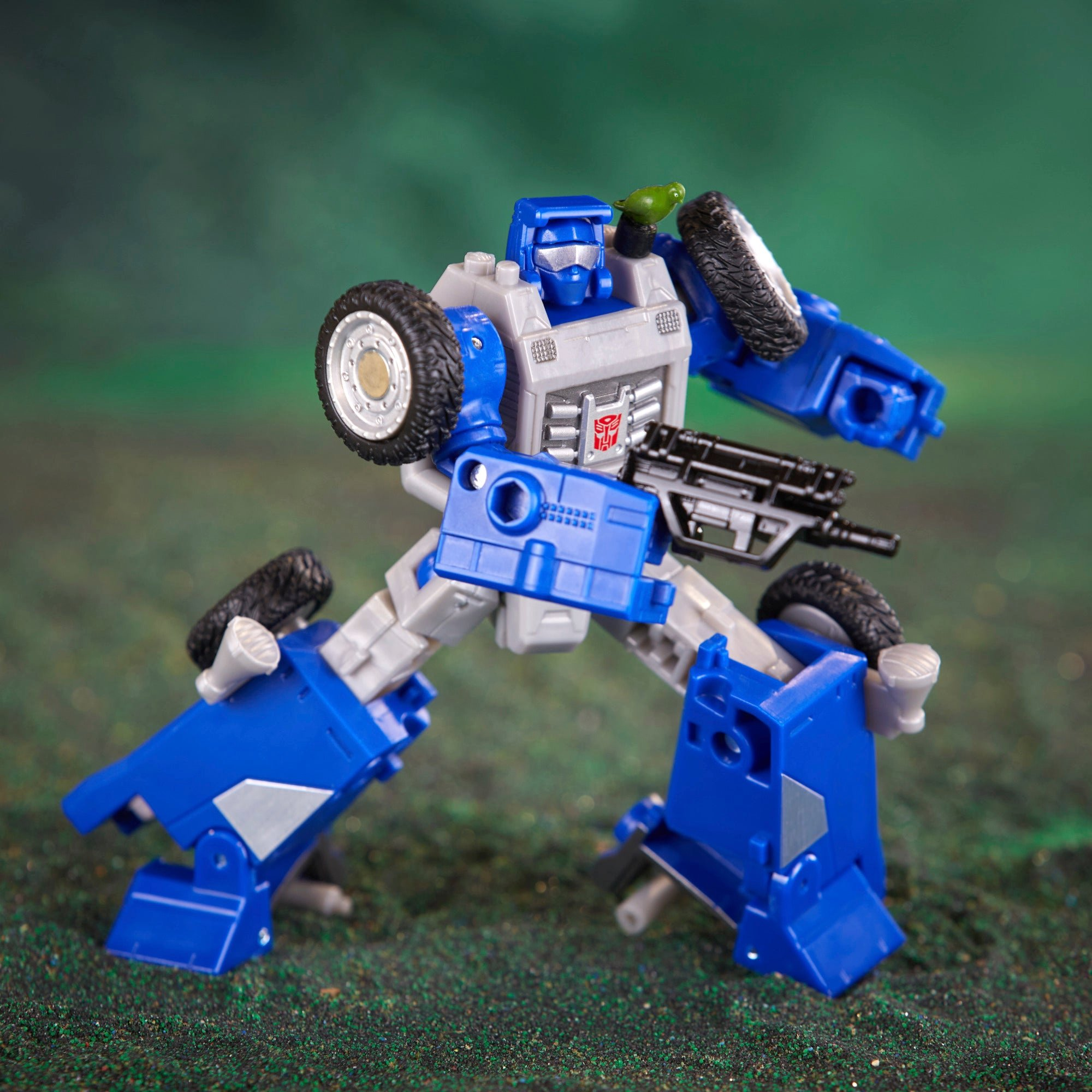 Hasbro Pulse Transformers Legacy Evolution Beachcomber & Paradise Parakeet
