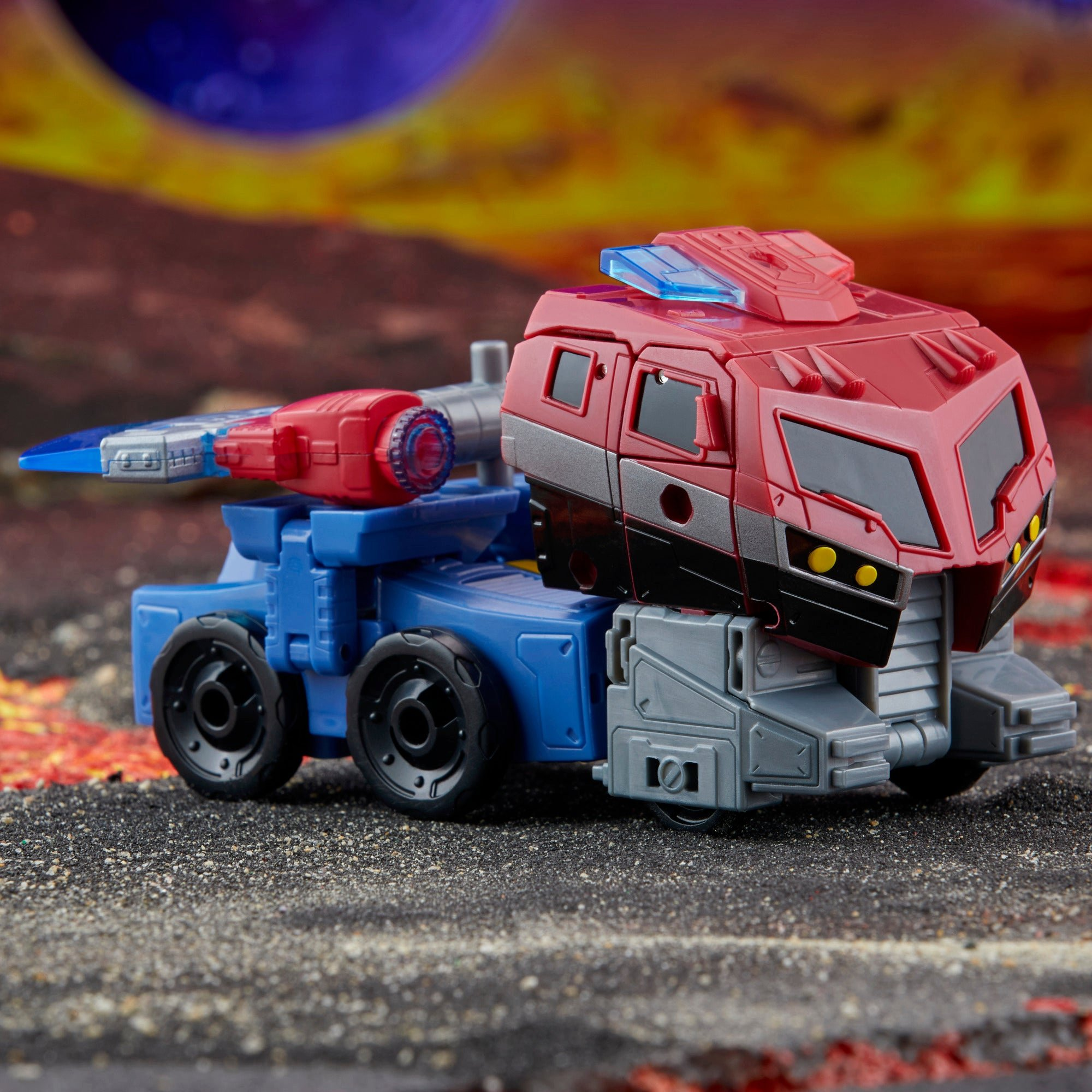 Hasbro Pulse Transformers Legacy United Voyager Class Animated Universe Optimus Prime Figure
