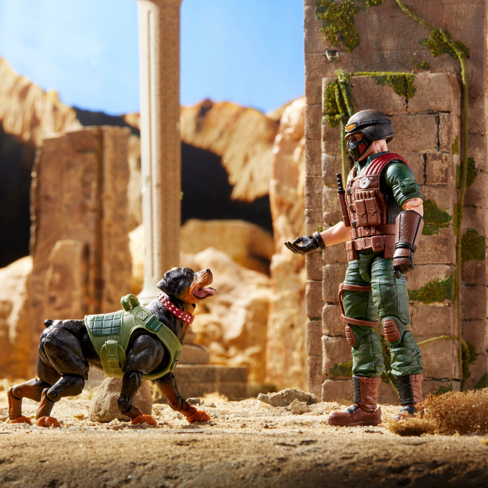 Hasbro Pulse G.I. Joe Classified Series #113, Mutt & Junkyard