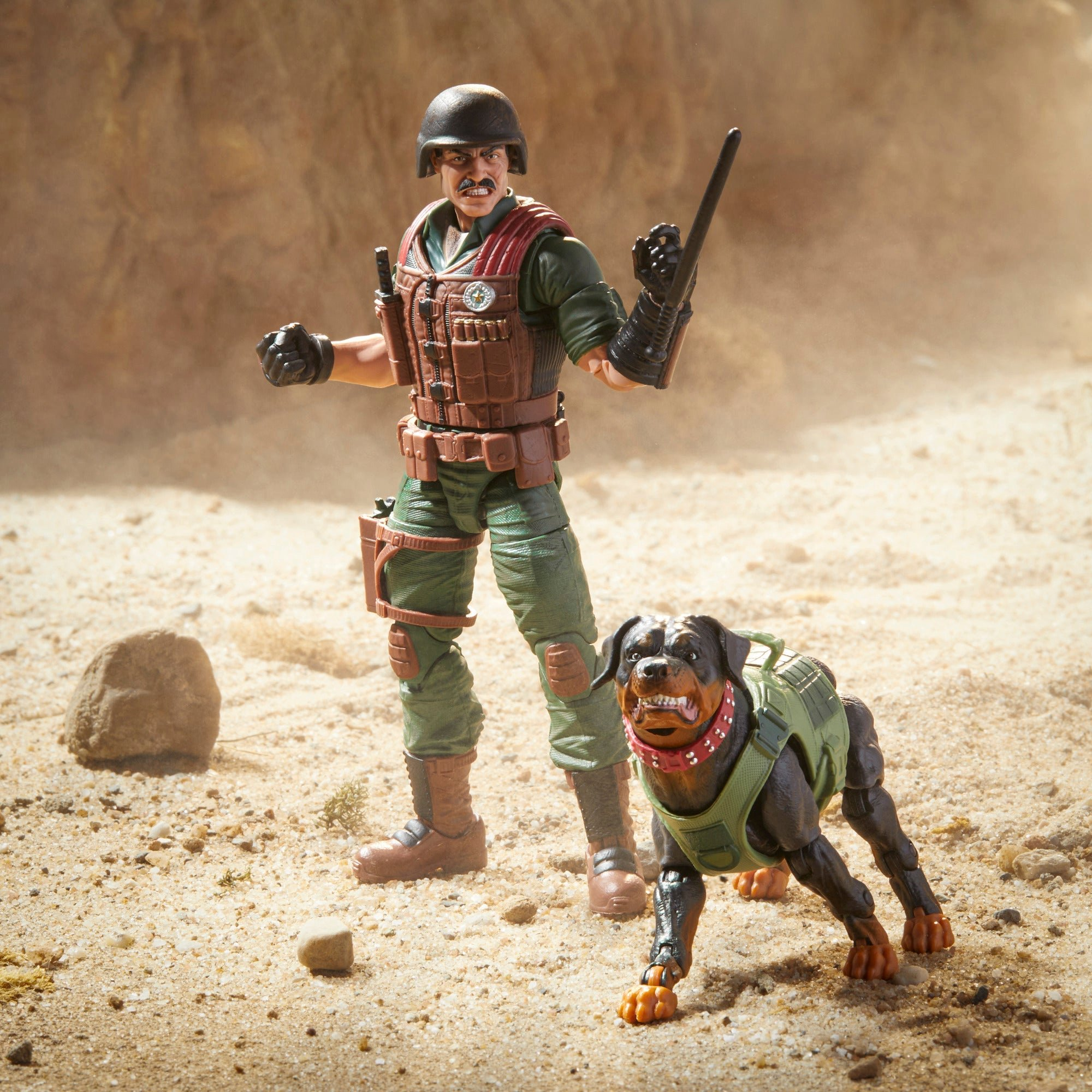 Hasbro Pulse G.I. Joe Classified Series #113, Mutt & Junkyard