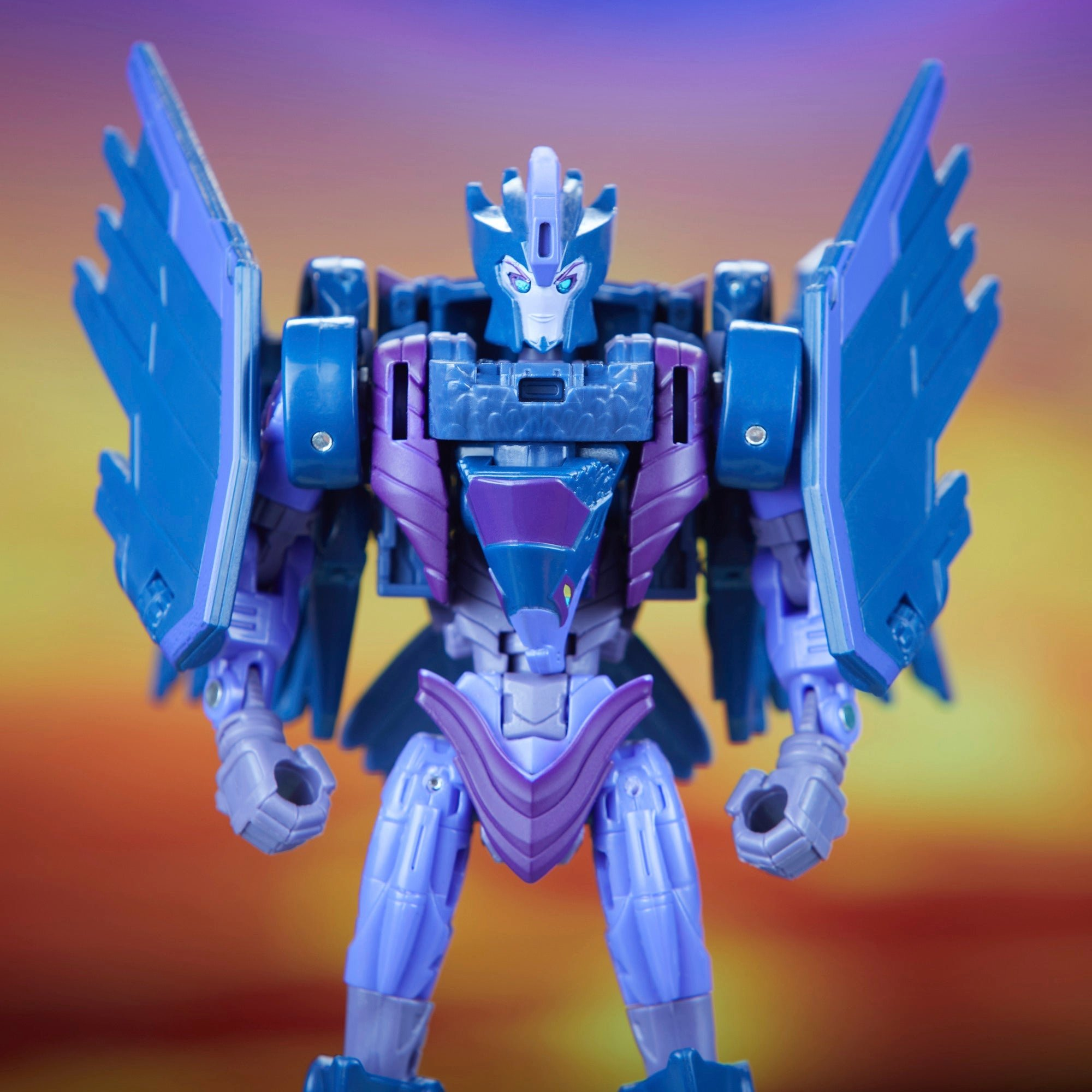 Hasbro Pulse Transformers Legacy United Deluxe Class Star Raider Filch