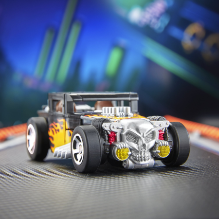 Hasbro Pulse Transformers Collaborative Hot Wheels? x Transformers Bone Shaker?