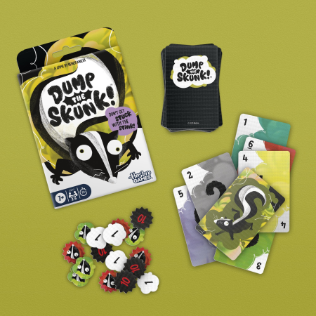 Hasbro Pulse Dump the Skunk! Family Card Game